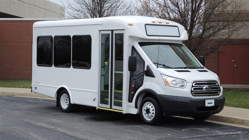 2017 Ford Starcraft (12 Passangers) for sale