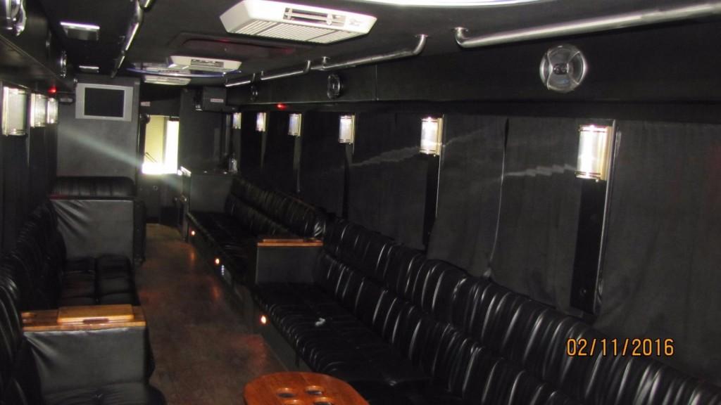 2004 Freightliner limo Party bus