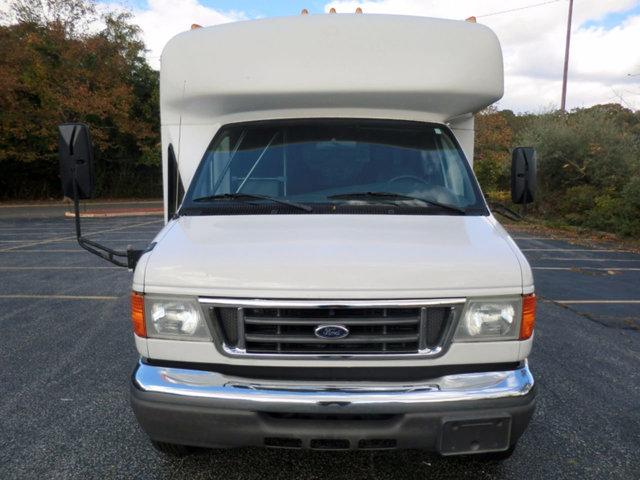 2006 Ford E450 Non CDL Wheelchair Shuttle Bus For Church School Adults Seniors Mobility / Handicapped