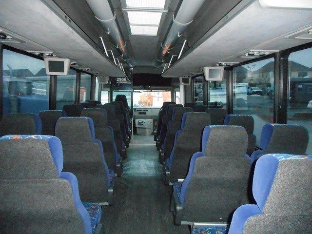 2006 Freightliner FB65 30 Passenger Bus