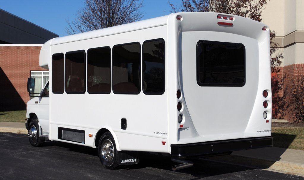 2016 Ford Starcraft 12 Passenger+2 Wheelchair Spaces Bus