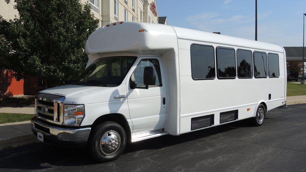 2016 Ford Starcraft 28 Passenger Bus for sale