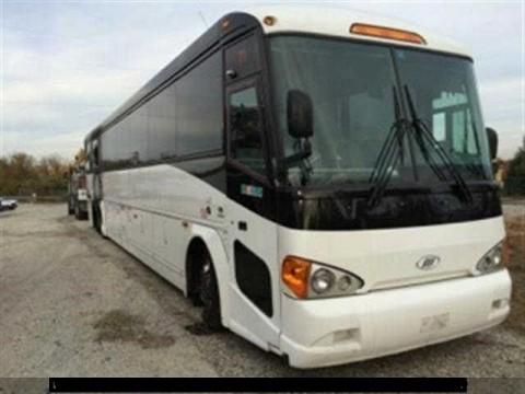 Salvage, 2011 MCI, D4505 Coach Bus For Repair, Project or Parts for sale