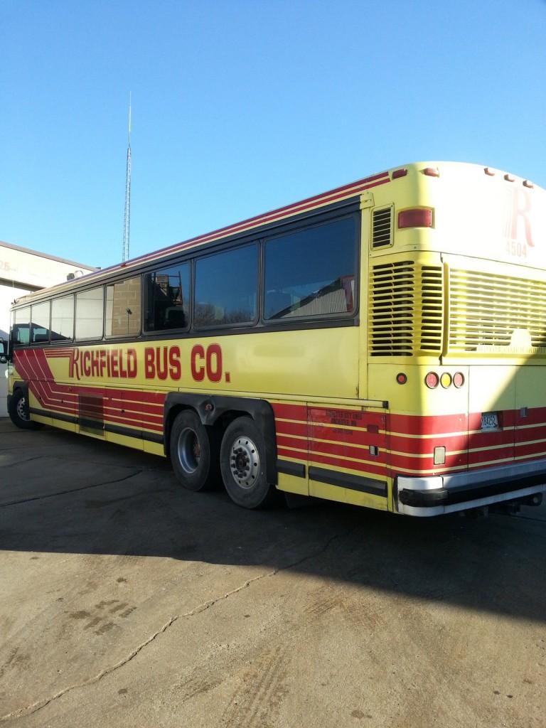 1997 MCI 102 DL3 55 Passenger Coach