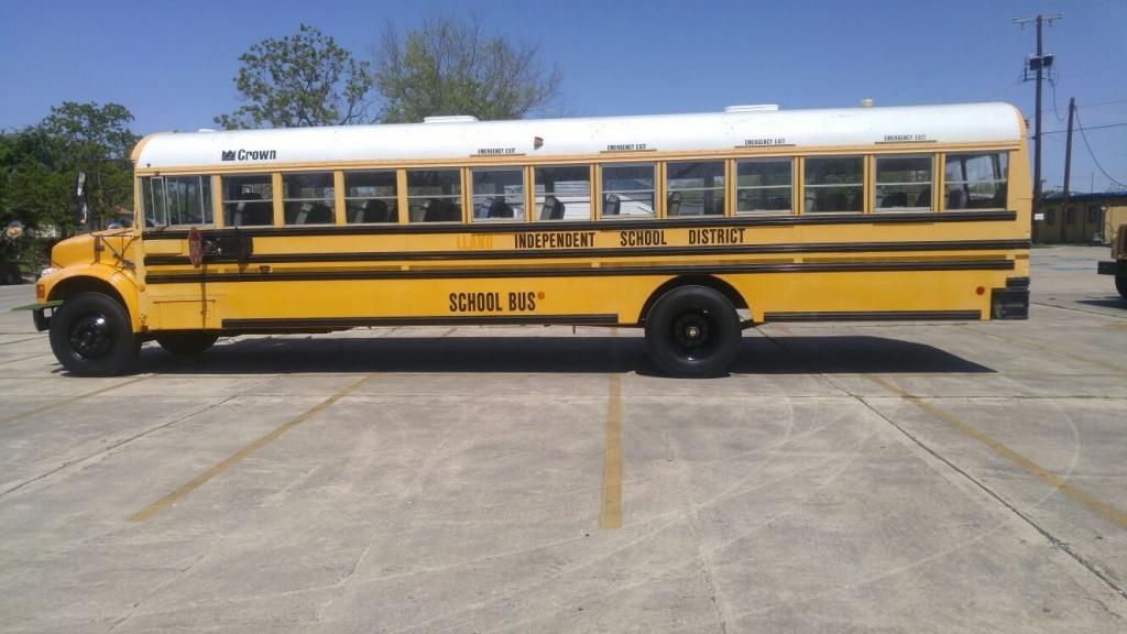 1998 International DT 466 7.6 School Bus