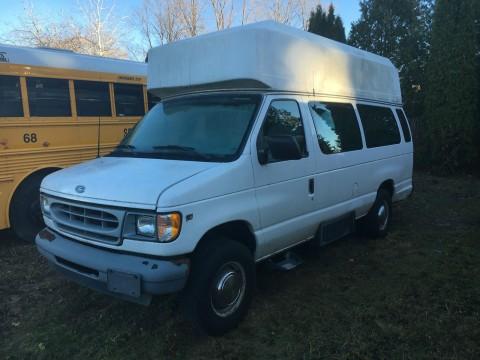 2001 Ford /raised Top WC Lift Van / 10 Passenger/ V 8 Gas for sale