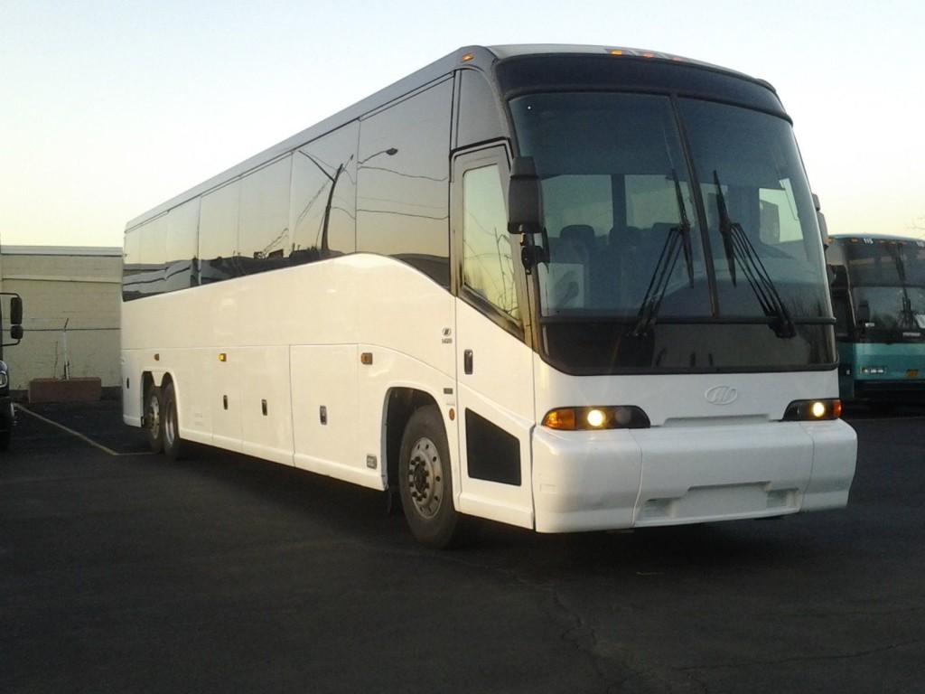 2002 MCI E4500 56pass Motorcoach charter bus