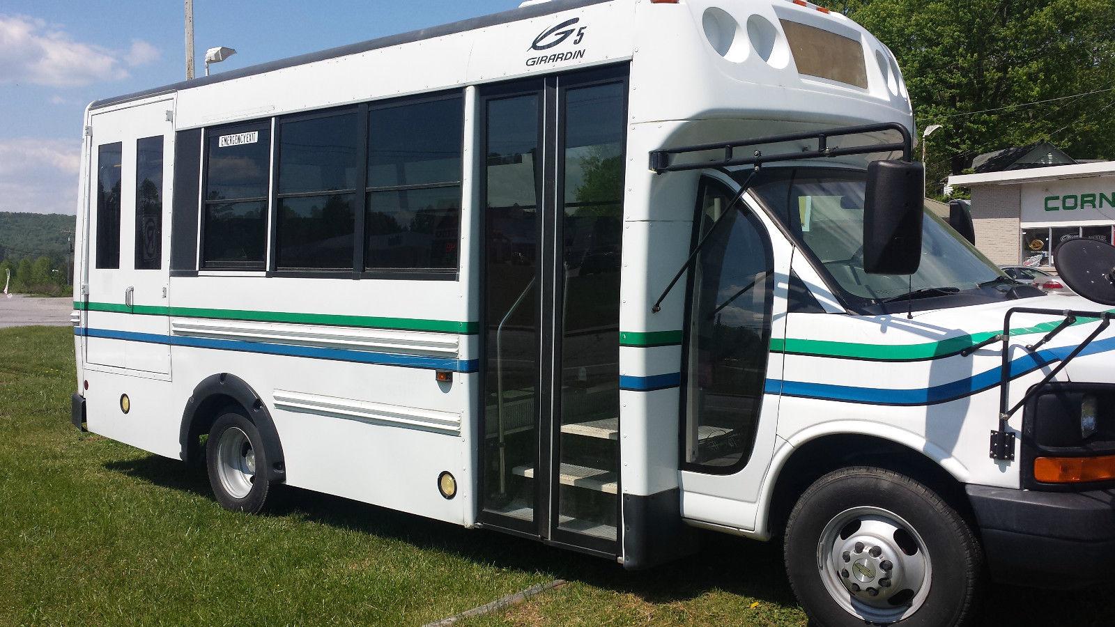 Chevy Express 3500 Bus