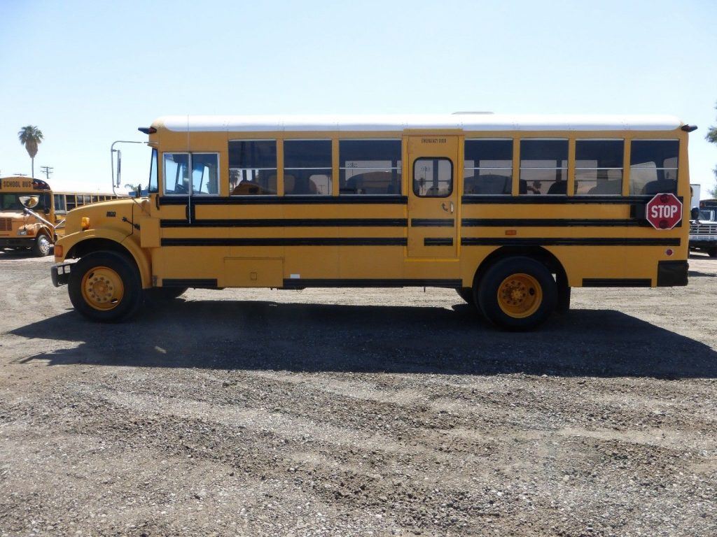 Super Clean 1995 International School Bus