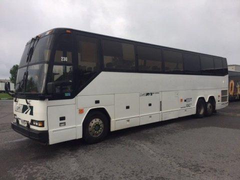 1997 Prevost H3-41 motor coach bus with 48 passenger seats for sale