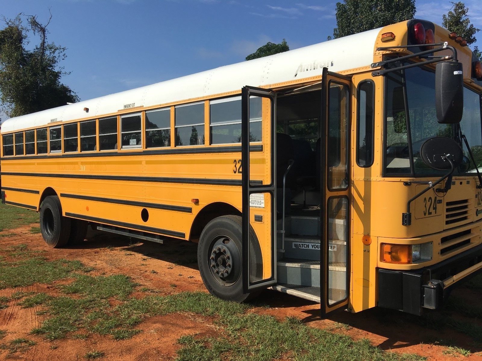 2001 International Genesis School Bus for sale