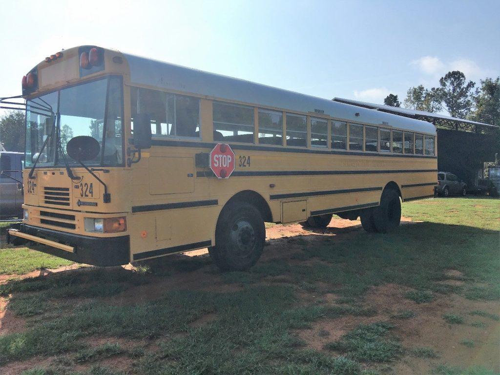 2001 International Genesis School Bus