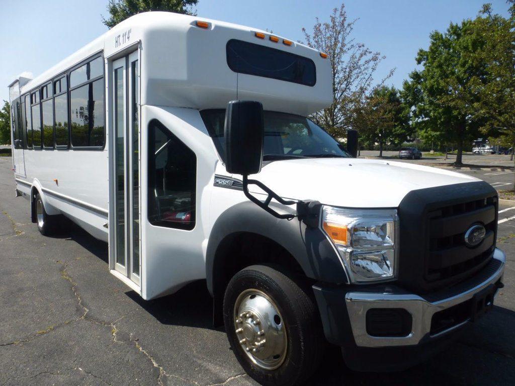 2014 Ford F 550 in extraordinary condition