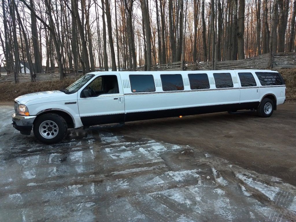 AMAZING 2002 Ford Excursion Stretch Limousine