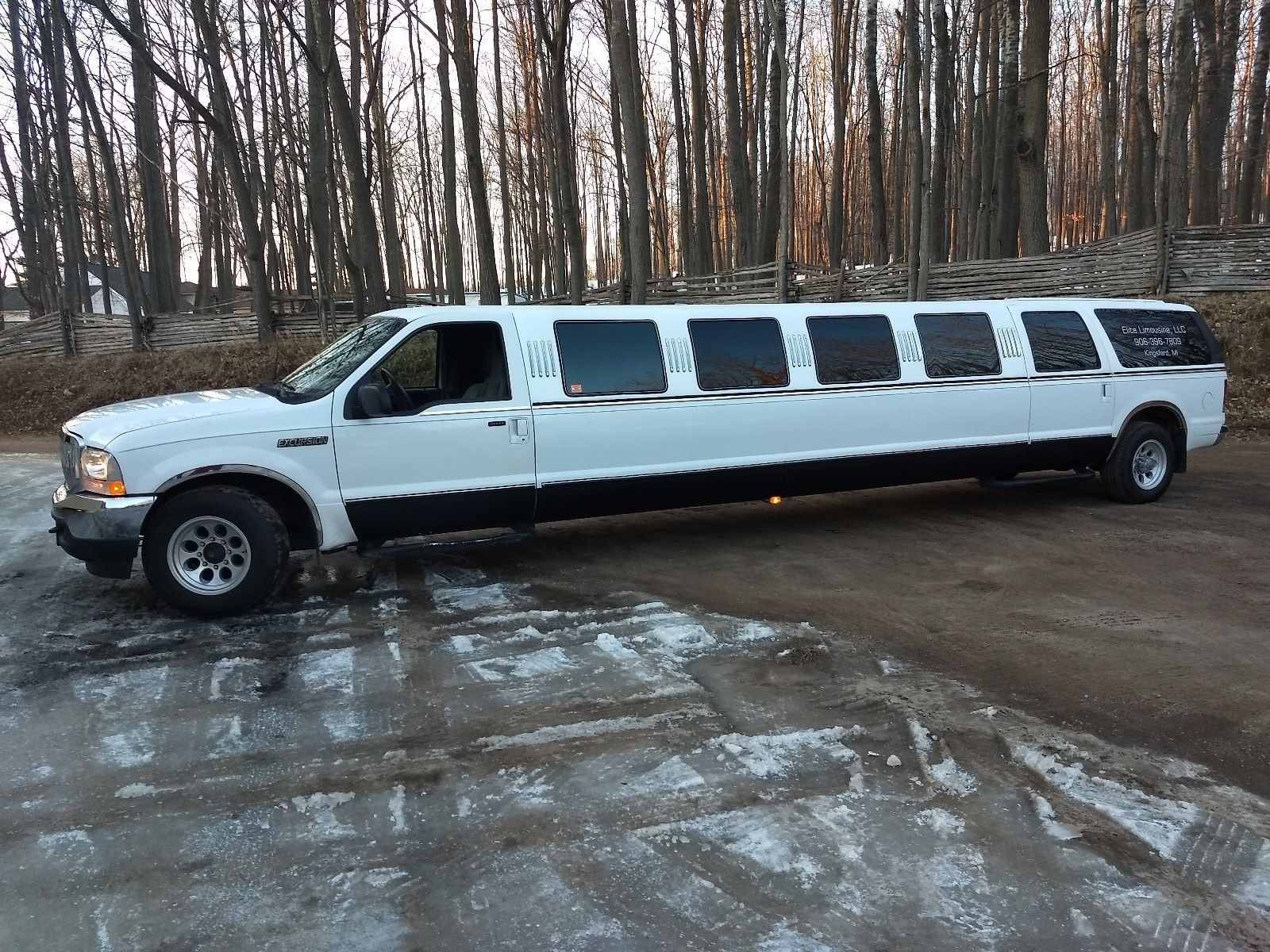 AMAZING 2002 Ford Excursion Stretch Limousine for sale