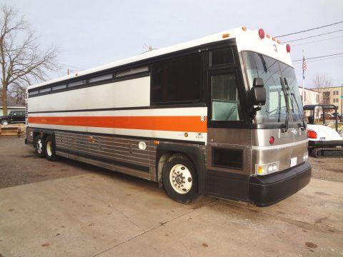 GREAT 2003 MCI D4000 for sale