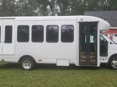 2010 Chevrolet 4500 Mini-bus Handicap Accessible for sale