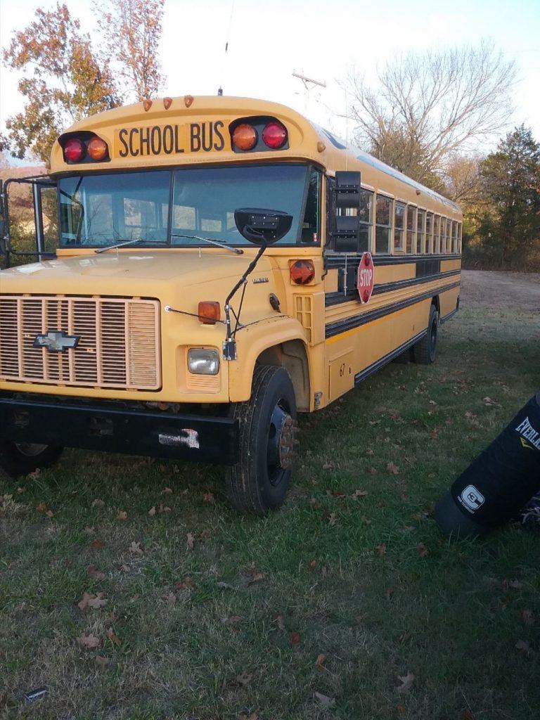 1998 Chevy Bluebird bus