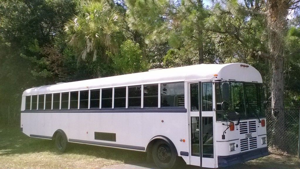 1999 Thomas Built bus, Former Military Hospital Evacuation bus