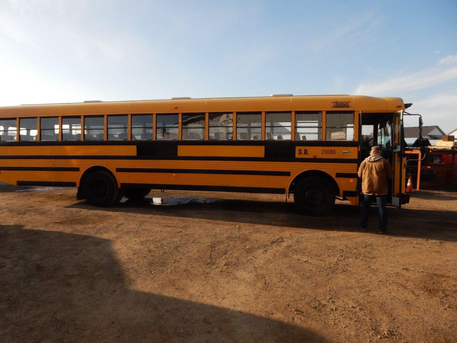 2002 Thomas Flat Nose 84 Passenger School Bus w/ Caterpillar C7 7.2L ...