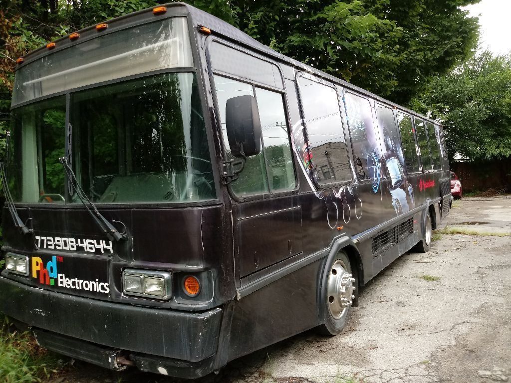 2004 Eldorado National Tour Bus/Shuttle Bus
