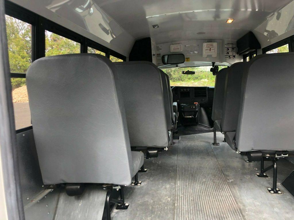 2012 Chevrolet Express Cutaway 10 Passenger School Bus
