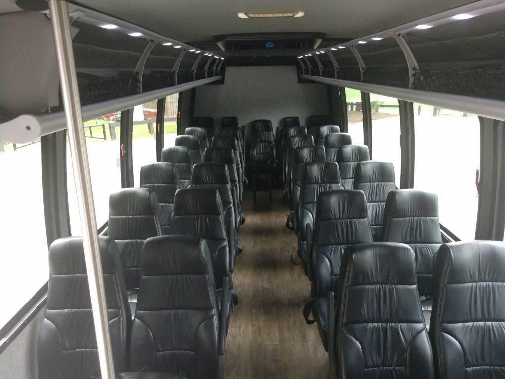 2013 Dodge Ram 5500 Charter bus, Church bus, Tour bus