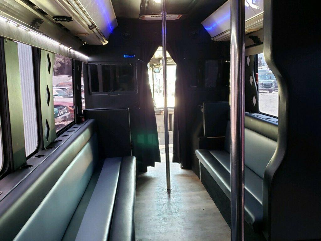 Beautiful 40 Passenger 2000 Gillig Limo / Party Bus for Sale