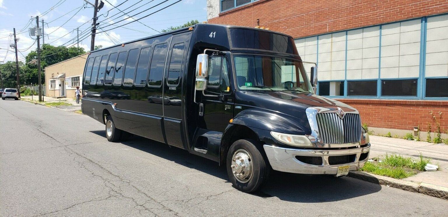 2008 International 3200 Krystal Coach Bus for sale