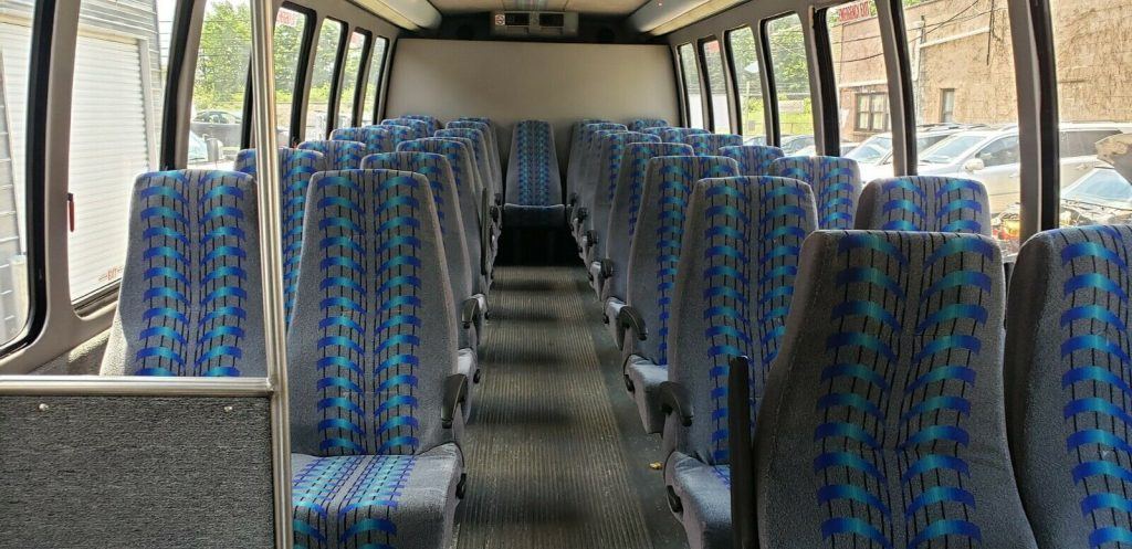 2008 International 3200 Krystal Coach Bus