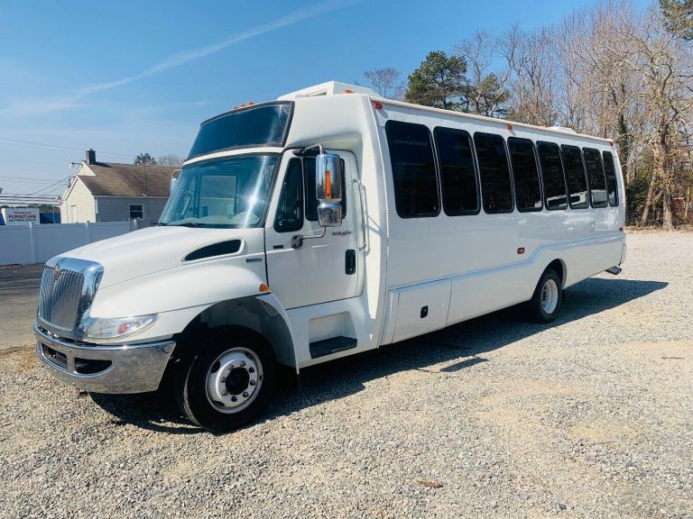 2011 International 4300 Krystal Coach 28 Passenger Tour Bus, ONLY 5K