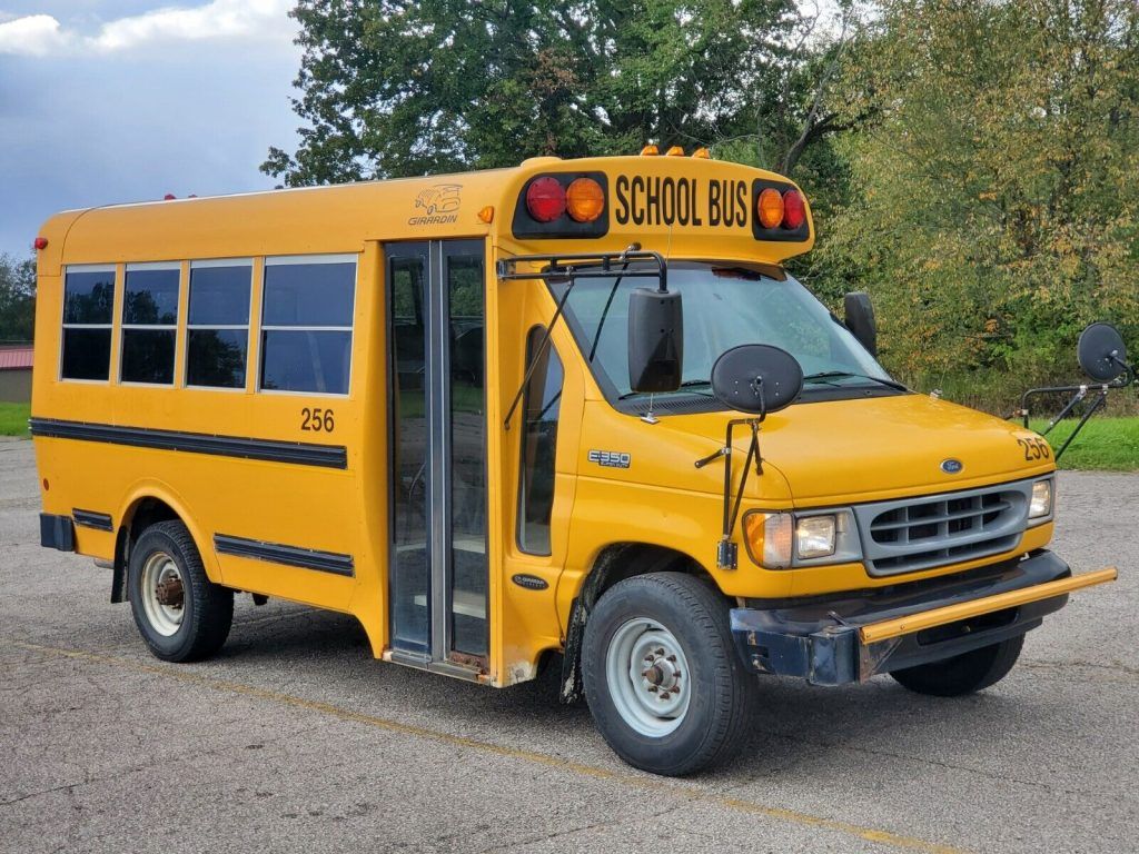 2001 Ford E-350 7.3L Diesel Short School Bus 9600lb GVWR