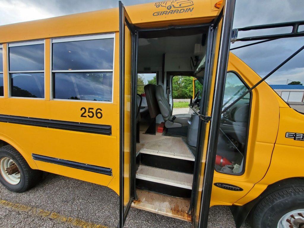 2001 Ford E-350 7.3L Diesel Short School Bus 9600lb GVWR