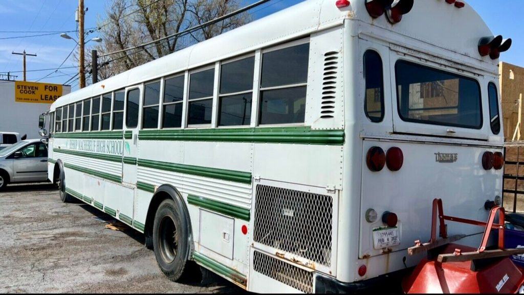 1994 Thomas School Bus Cummins 6cta 8.3l six cylinder turbo diesel engine 250 HP
