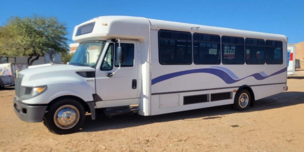2014 International AC Paratransit Shuttle Church Bus Skoolie