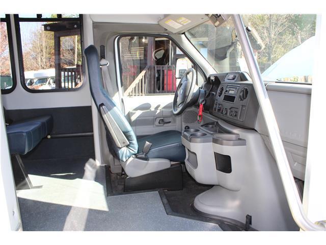 2015 Ford E350 Econoline Commercial Cutaway, White with 71000 Miles Available no
