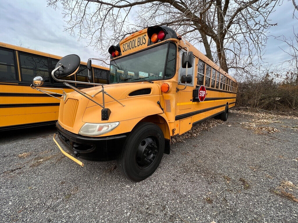 2011 IC Bus LLC Ce300 72 Passenger School – MUST Sell!