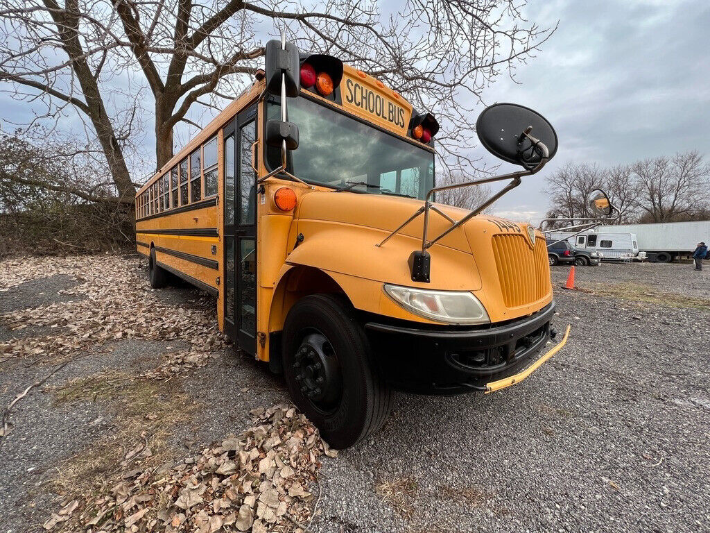 2011 IC Bus LLC Ce300 72 Passenger School – MUST Sell!