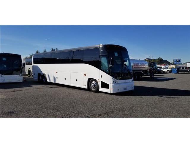 2015 MCI J 4500 BUS, with 305,000 Miles