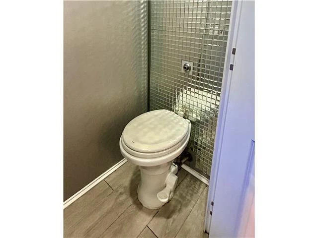 1997 Newmar Custom Sleeper Motorcoach Conversion