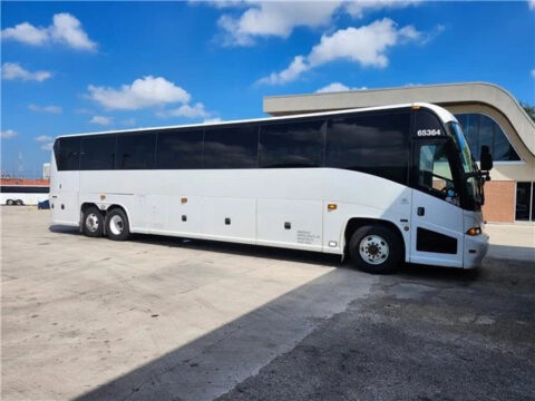 2009 MCI J 4500 56 Pax bus # 14-5364 in San Antonio Tx	526k Miles S60 B 500 for sale