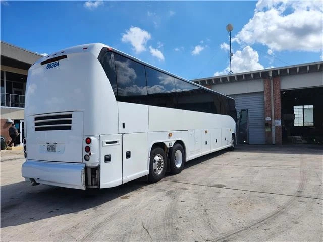 2009 MCI J 4500 56 Pax bus # 14-5364 in San Antonio Tx	526k Miles S60 B 500