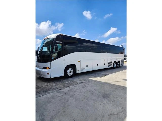 2009 MCI J 4500 56 Pax bus # 14-5364 in San Antonio Tx	526k Miles S60 B 500