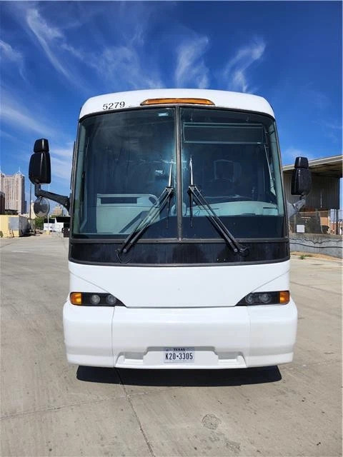 2009 MCI J 4500 56 pax