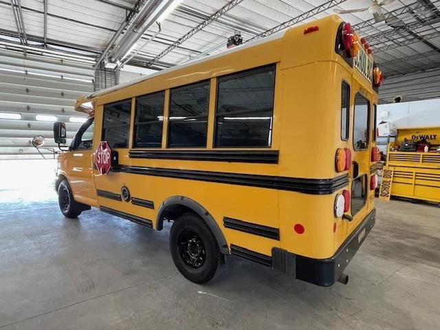 2013 Chevrolet Blue Bird Microbird 20 passenger School Bus