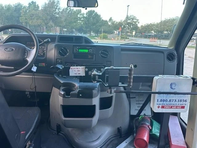 2013 Ford E 350 – 15 Pax ADA Shuttle -bus # 18-011	– in Dallas TX –	144 K GAS