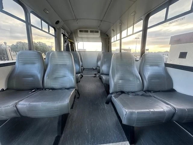 2013 Ford E 350 – 15 Pax ADA Shuttle -bus # 18-011	– in Dallas TX –	144 K GAS