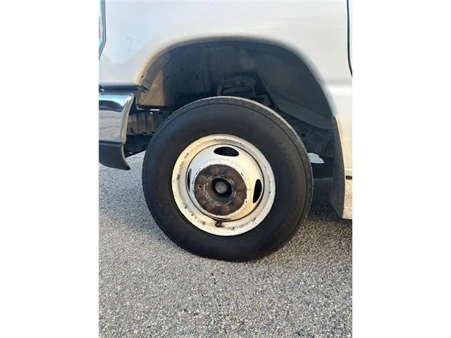 2013 Ford E 350 – 15 Pax ADA Shuttle -bus # 18-011	– in Dallas TX –	144 K GAS