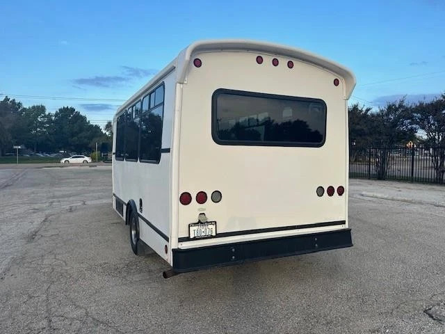 2013 Ford E 350 – 15 Pax ADA Shuttle -bus # 18-011	– in Dallas TX –	144 K GAS