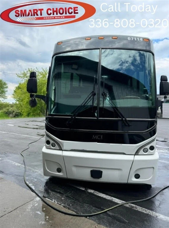 2015 MCI J4500